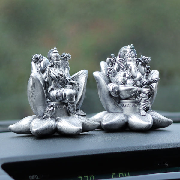 Padma Laxmi Ganesha Idol Car Dashboard